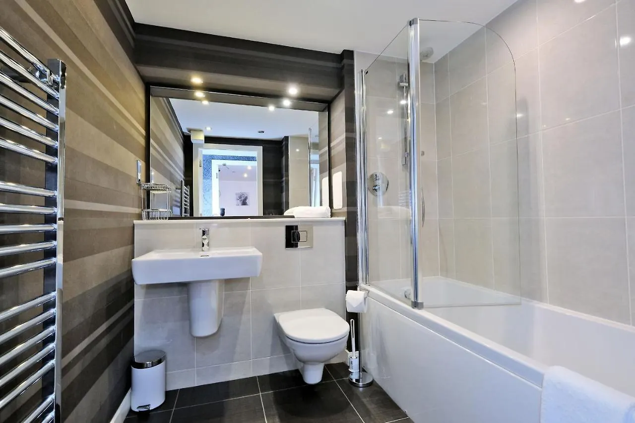 Aparthotel Town And Country Chapel Street Apartments Aberdeen