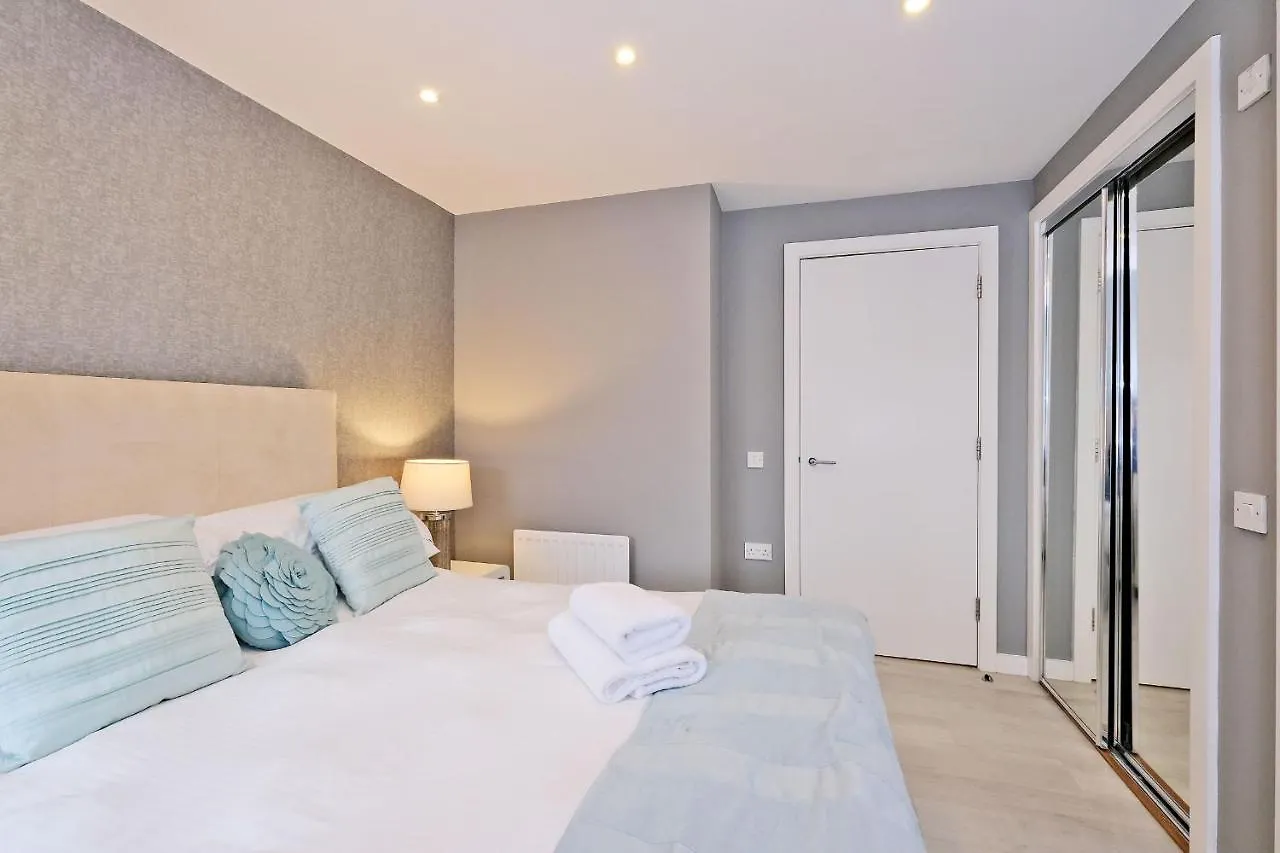 Town And Country Chapel Street Apartments Aberdeen 0*,