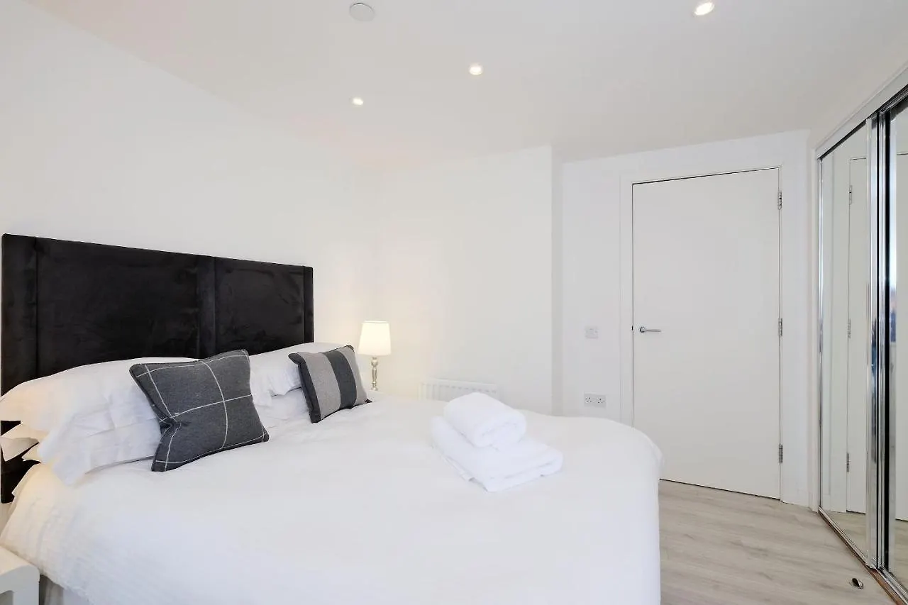 Town And Country Chapel Street Apartments Aberdeen 0*,