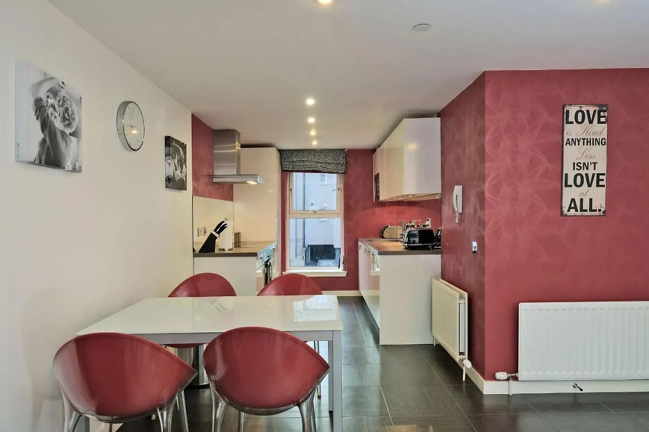 Aparthotel Town And Country Chapel Street Apartments Aberdeen